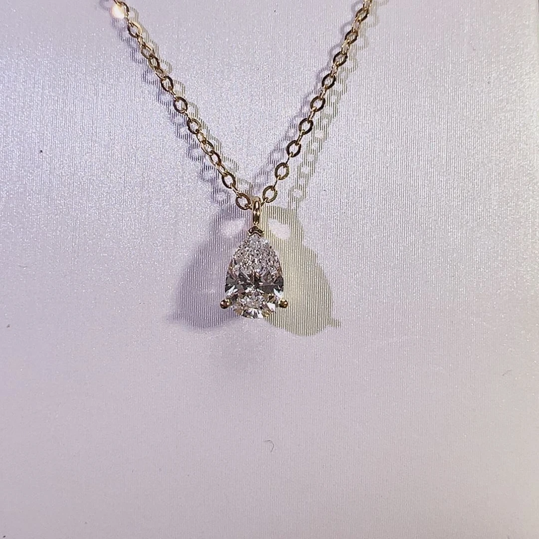 颈饰实验室培育钻石18K金镶嵌