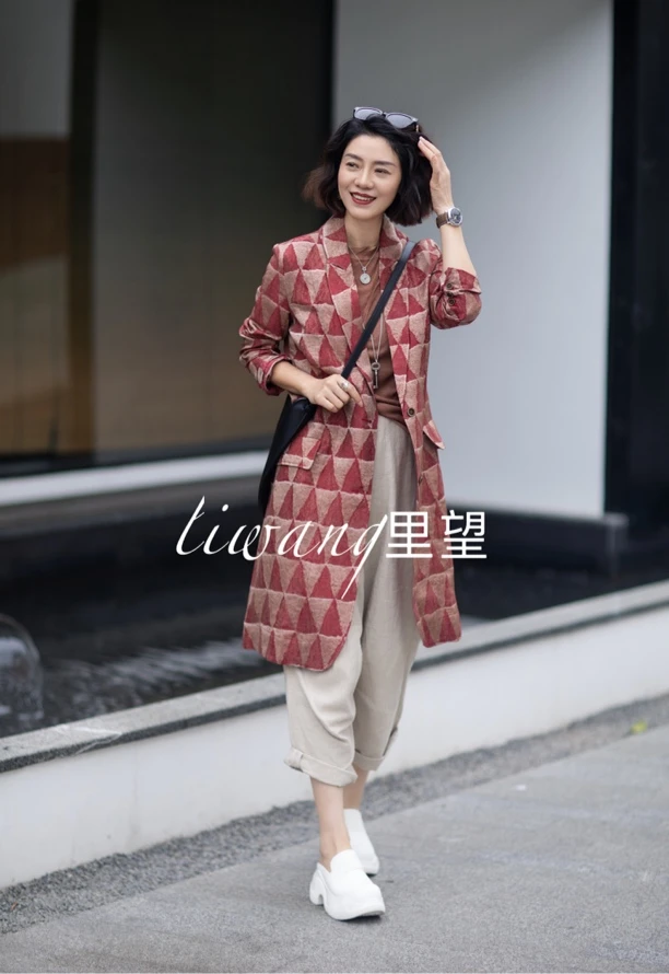 Li Wang/里望设计师款 经典几何三角形提花炒色做旧中长款西服