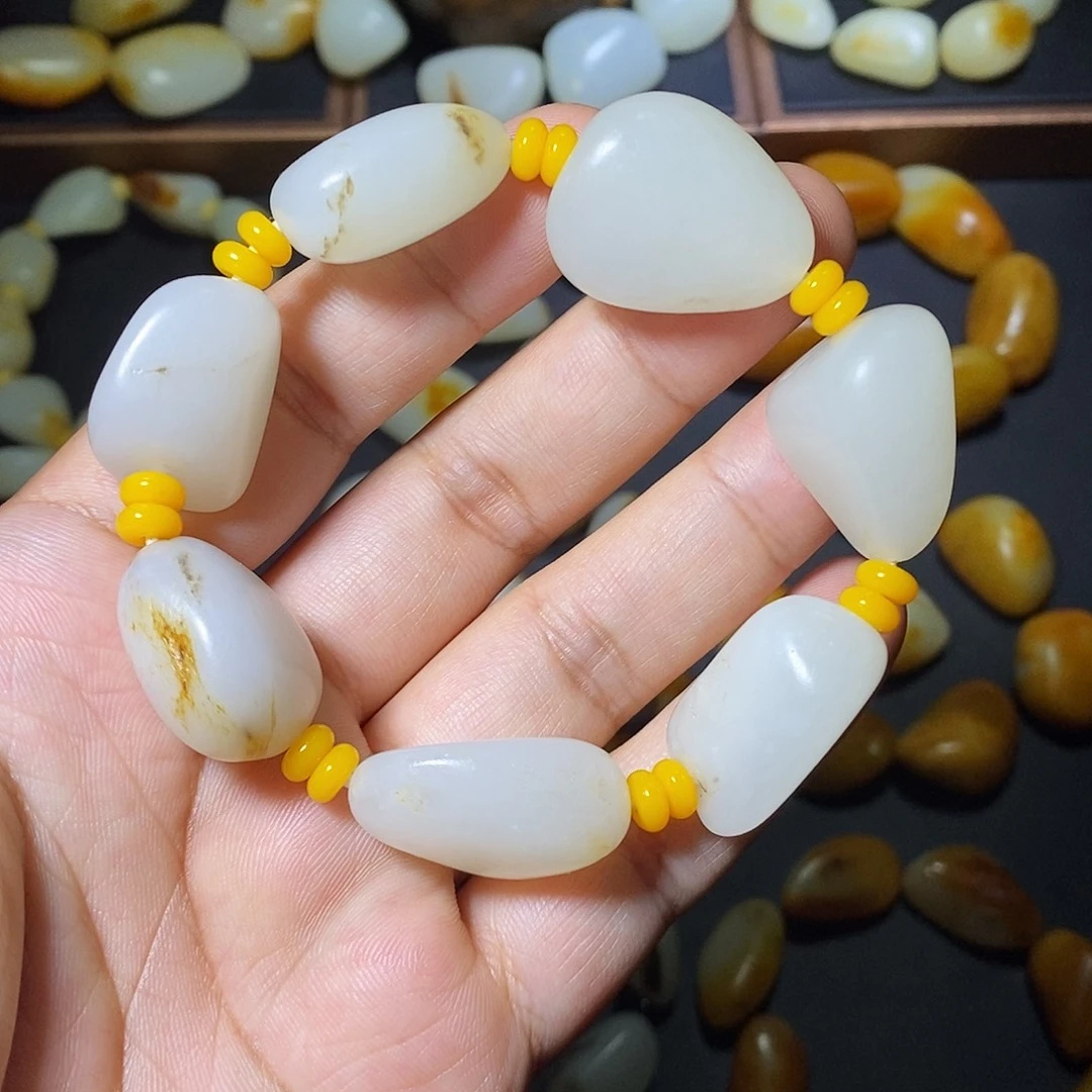 和田玉未镶嵌手链