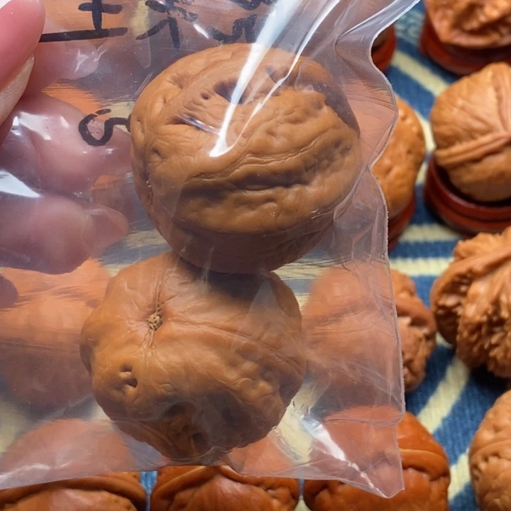 把件文玩核桃豆****?精品手捻