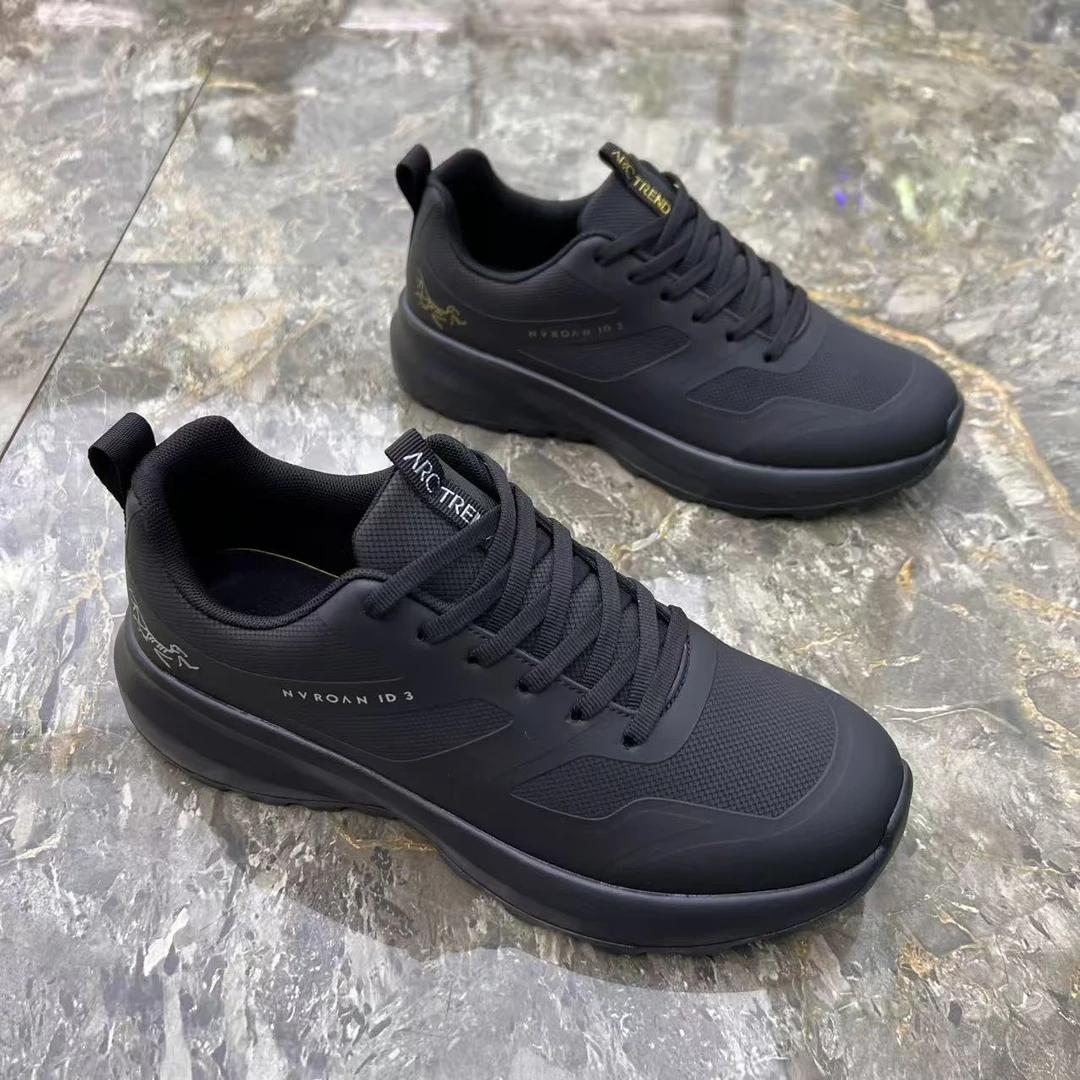 有单有棉2025秋冬新款轻便简约百搭休闲软底男士黑色运动男鞋