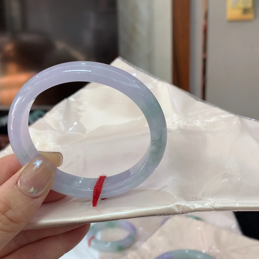 未镶嵌手镯翡翠C****雨完美者慎拍 圈口57.4贵妃