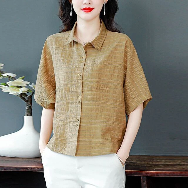 夏装新款洋气妈妈装休闲大码短袖衬衫上衣女时尚透气减龄显瘦小衫