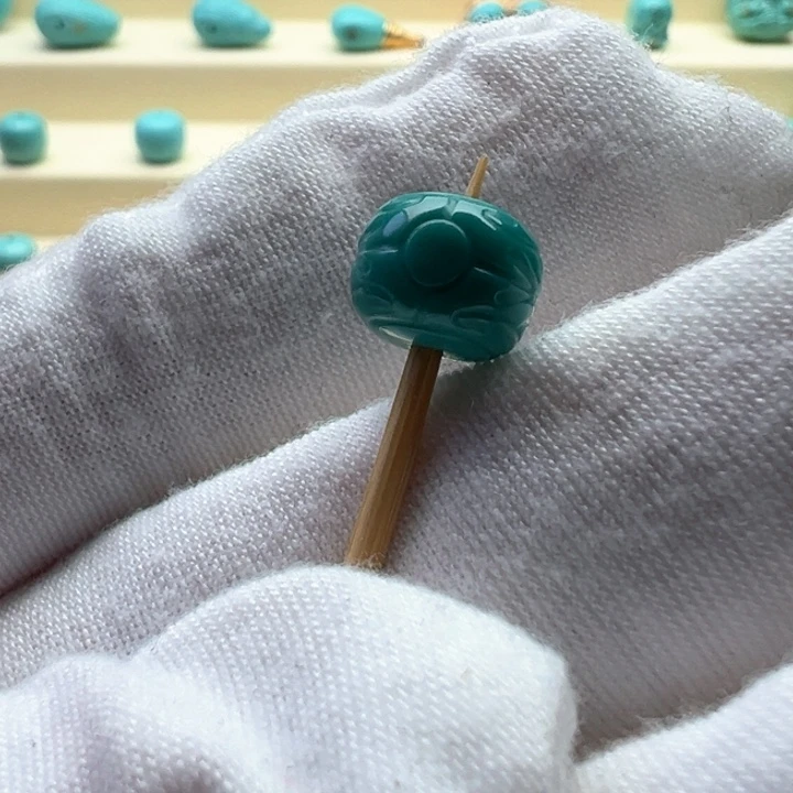 绿松石珠宝奇石未镶嵌9.6