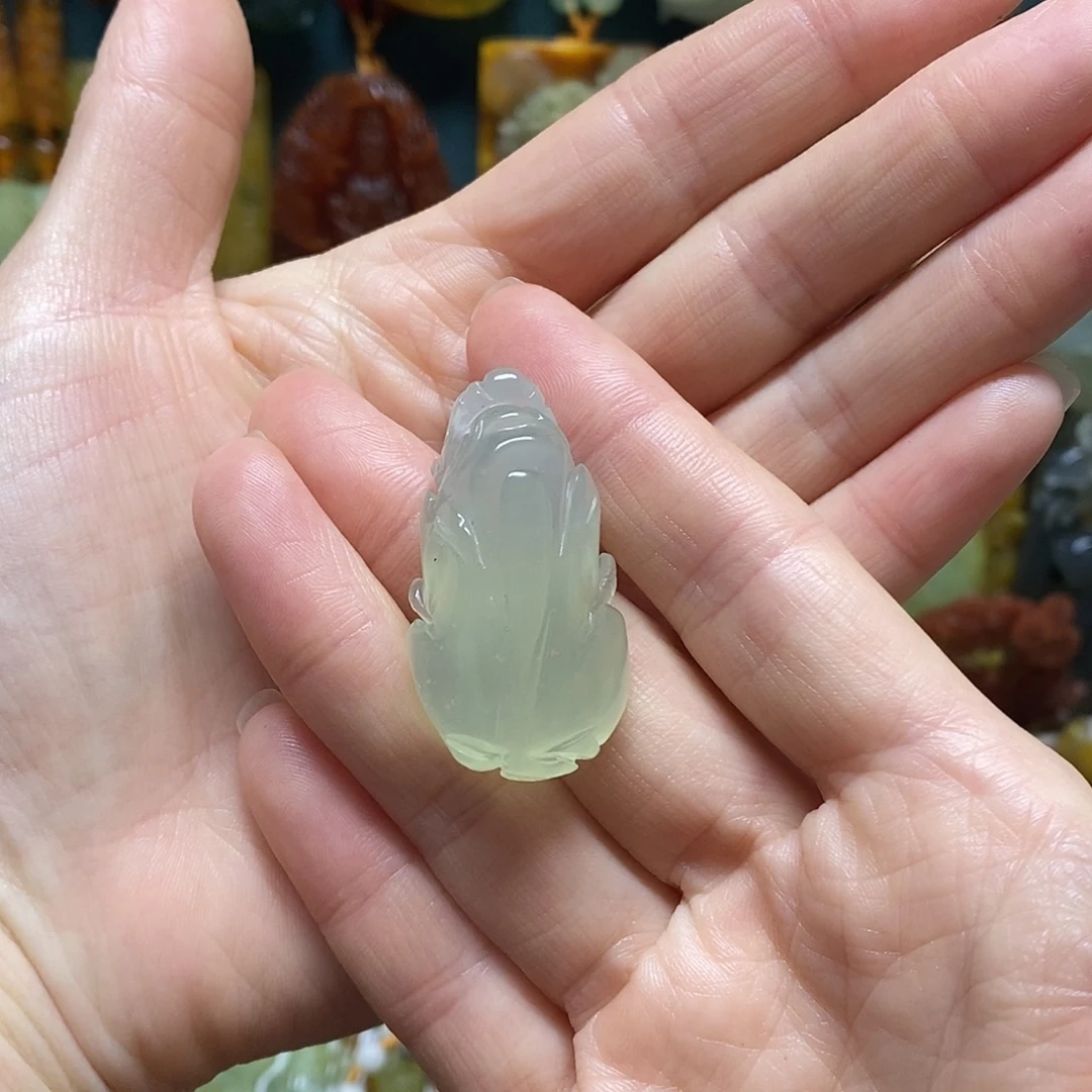 开***果岫玉未镶嵌吊坠(赠链)