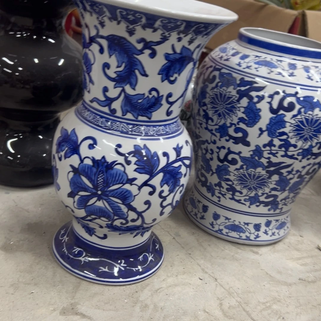 微瑕青花瓷器值得厚爱