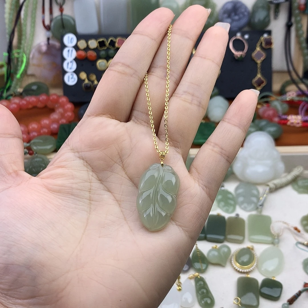 和田玉18K金镶嵌吊坠(不含链)