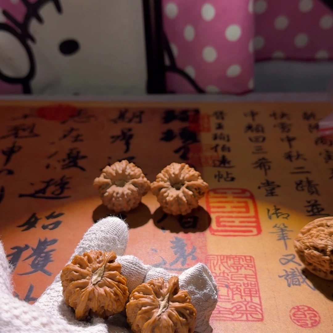 吊坠文玩核桃34红宝石