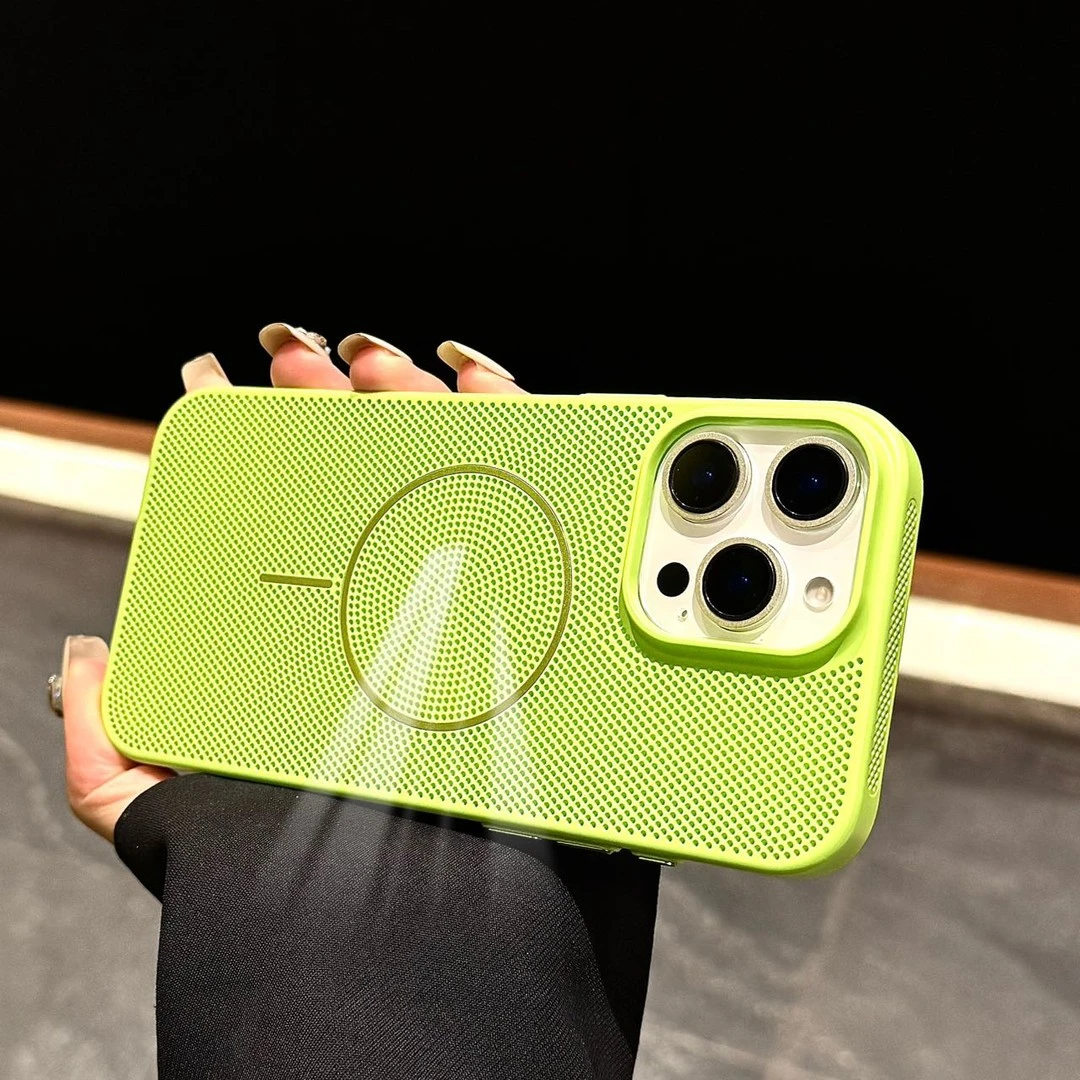 适用苹果16手机壳15promax透气散热14磁吸13肤感iPhone12简约硬壳