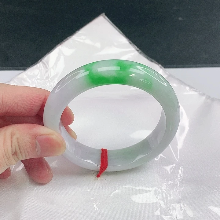 翡翠未镶嵌手镯圈56.6。0A036