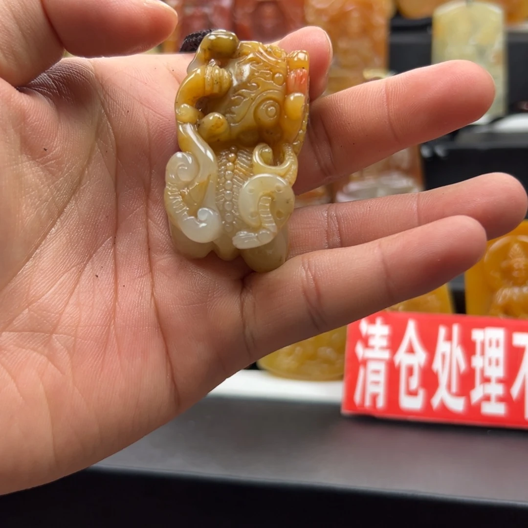 石英质玉（黄龙玉）未镶嵌多样性发货，发其一