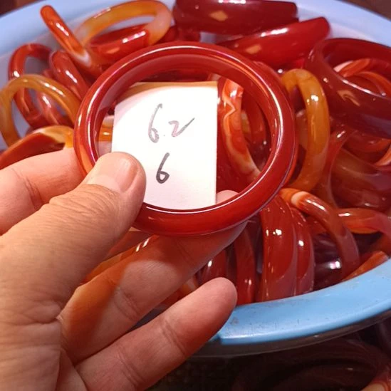 玛瑙/玉髓未镶嵌手镯