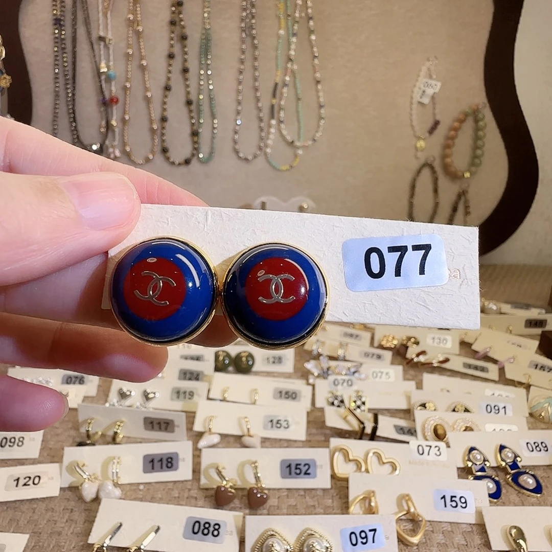 仿水晶铜合金耳钉
