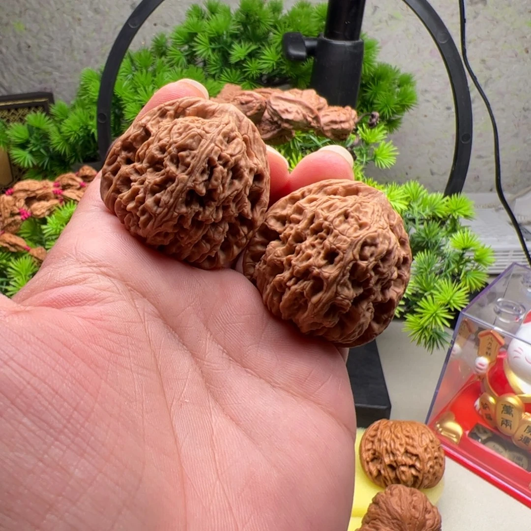 文玩核桃吊坠南疆38