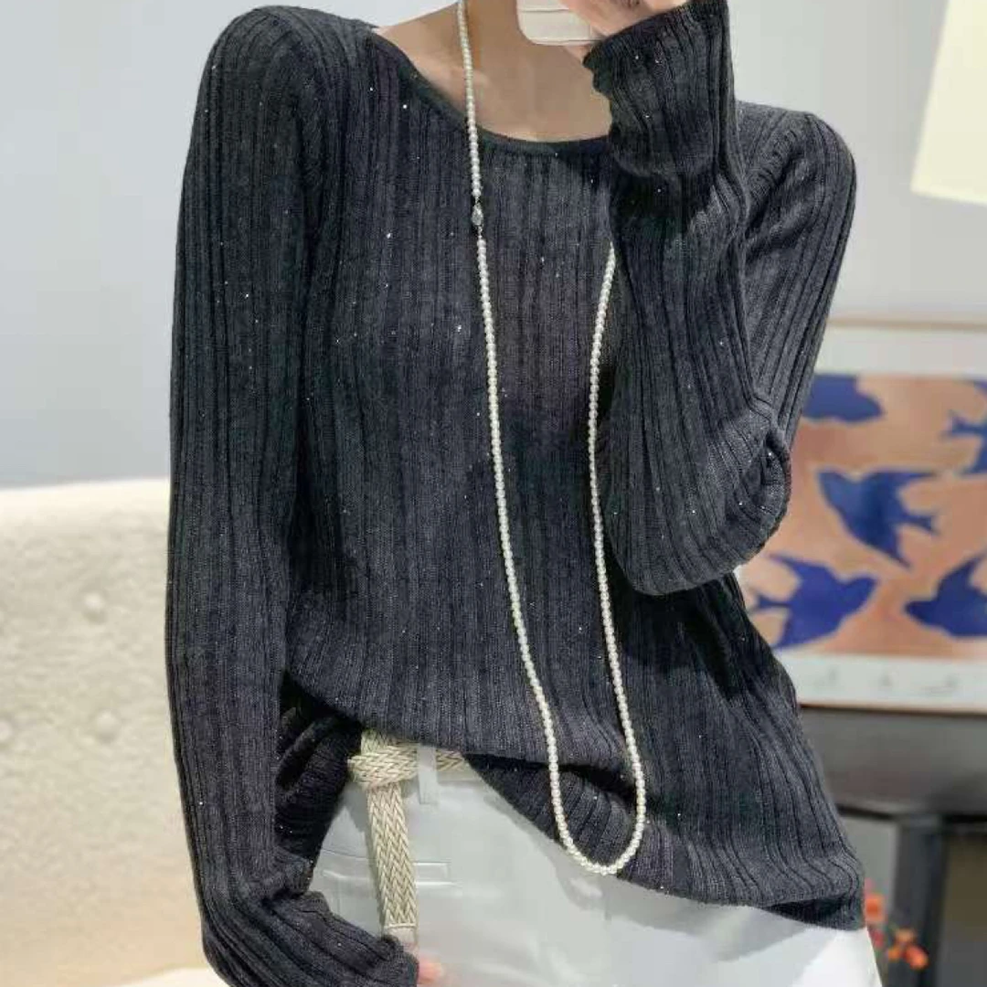 依蔓家推荐韩系时尚洋气后背小设计开衩带项链圆领针织衫