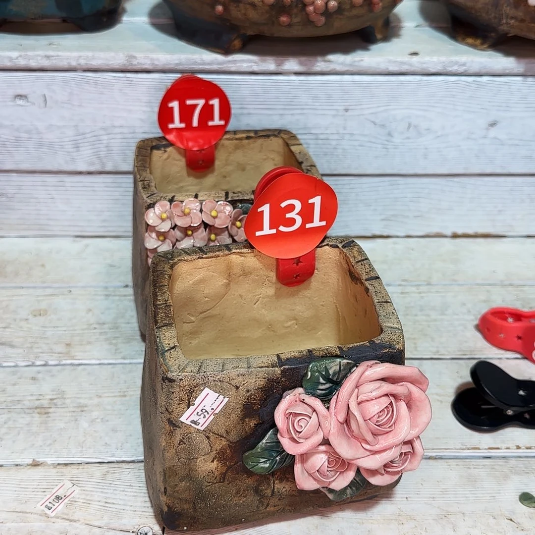 一****⁹一男，盆2个100       盆