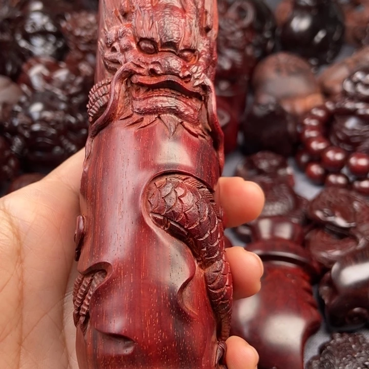 檀香紫檀（小叶紫檀）向**木