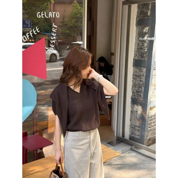 【玛奇朵】MEGANLE 简约披肩短袖V领休闲针织两件套上衣2025167