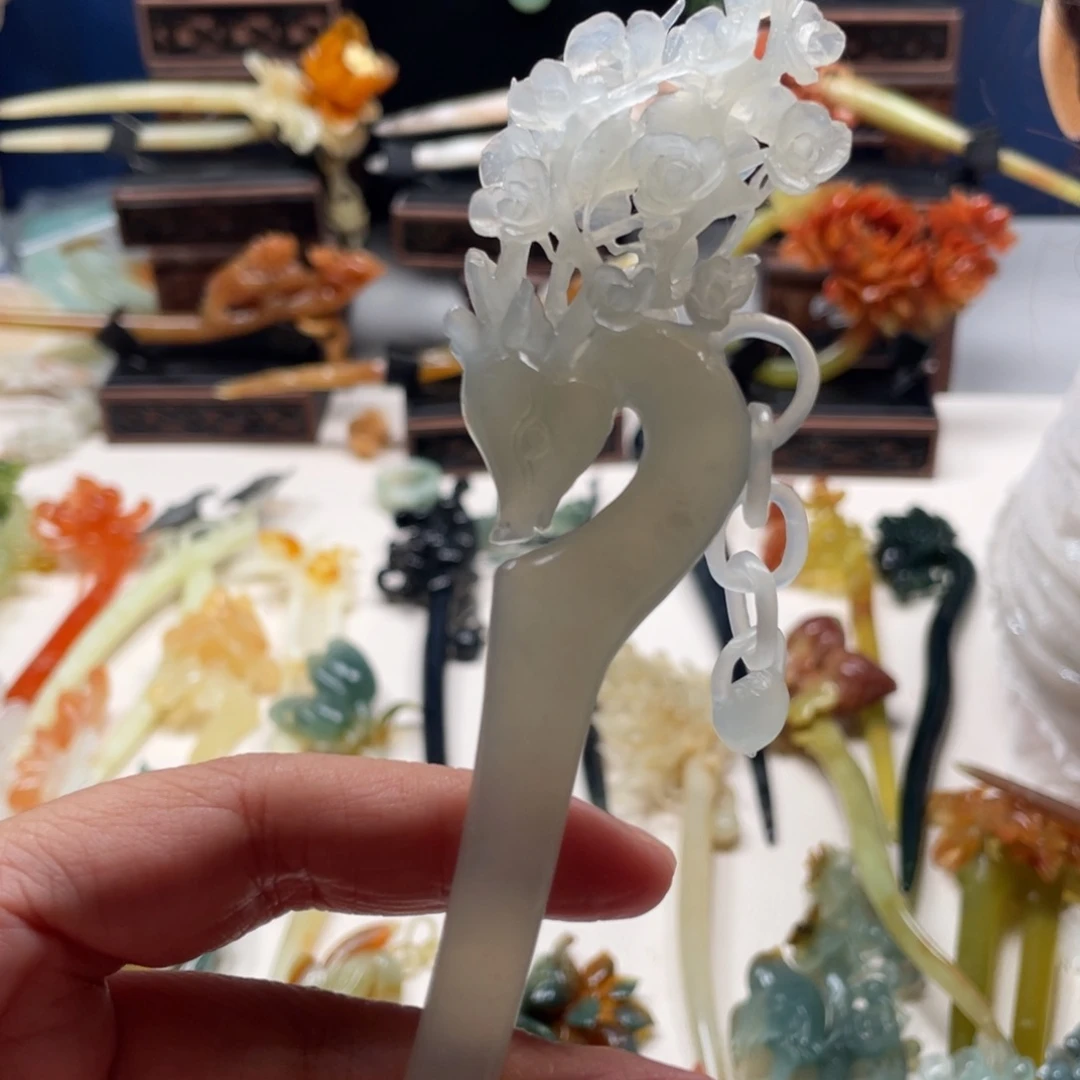 【闪购商品】未镶嵌岫玉发饰仙**心