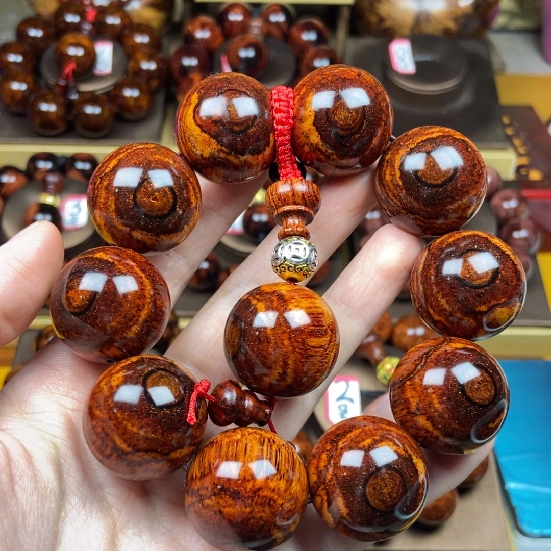 黄花梨/降香黄檀正***。黄花梨