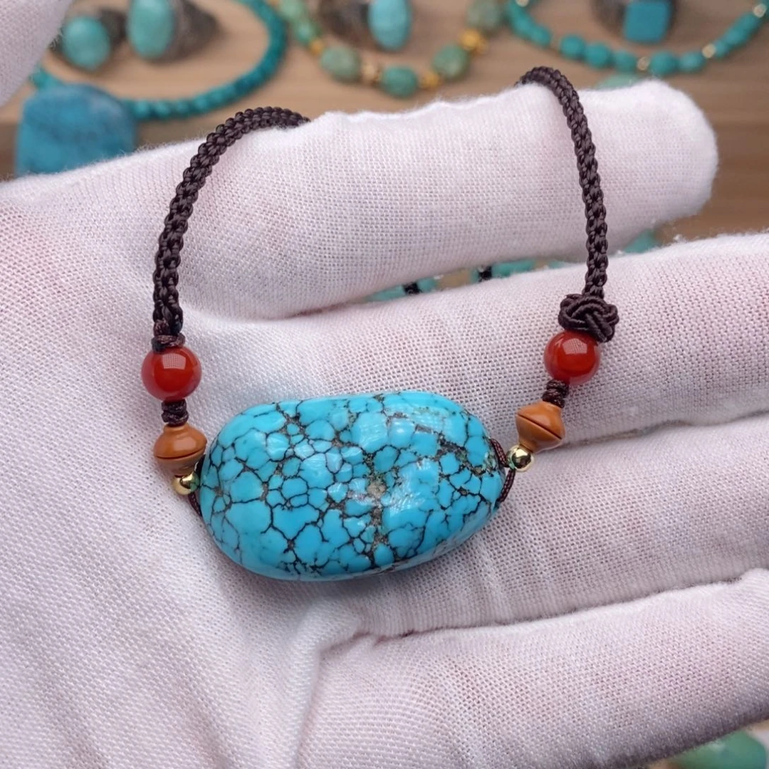 绿松石未镶嵌挂件