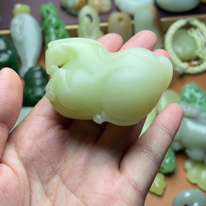 【闪购商品】颈饰未镶嵌和田玉?****