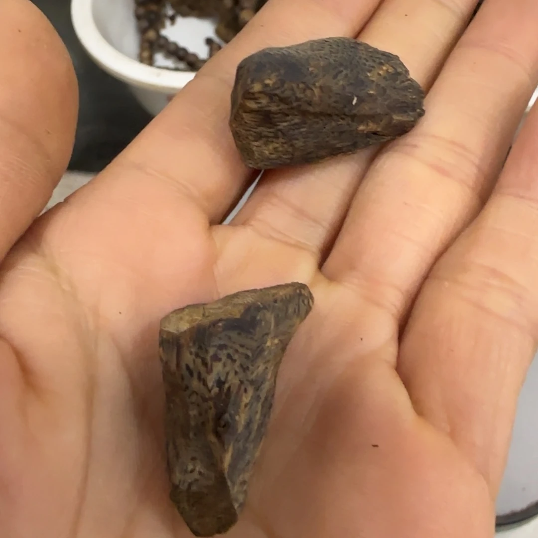 沉香木摆件?****?棋楠沉香树丁块料4.7克