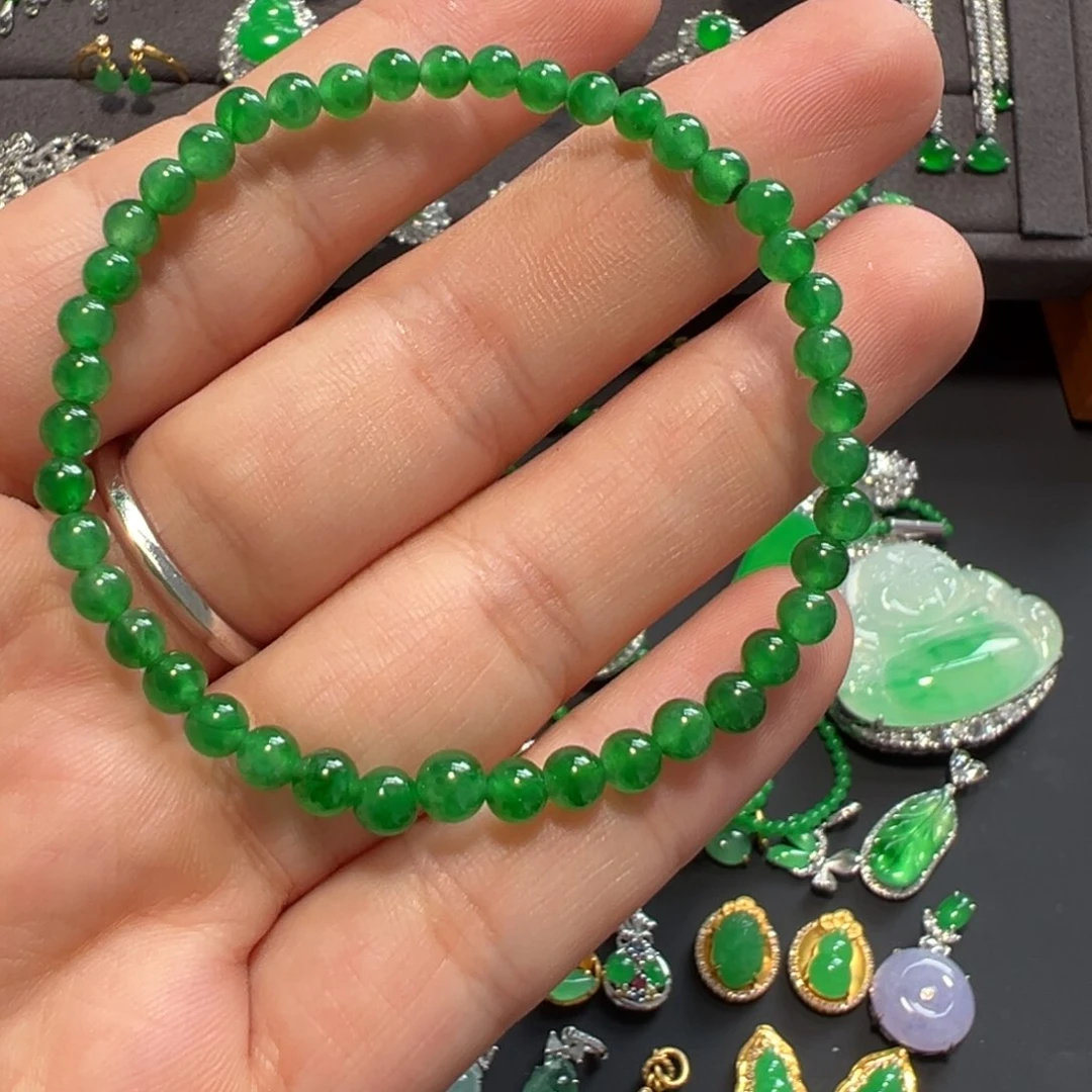 翡翠18K金镶嵌颈饰mi zhu