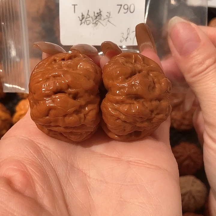 文玩核桃吊坠蛤蟆头38.6