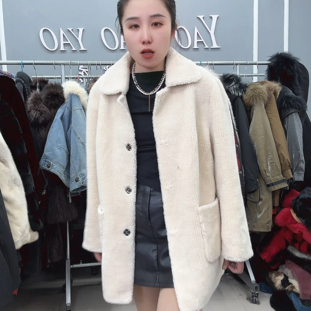 姚小妖家高端皮草