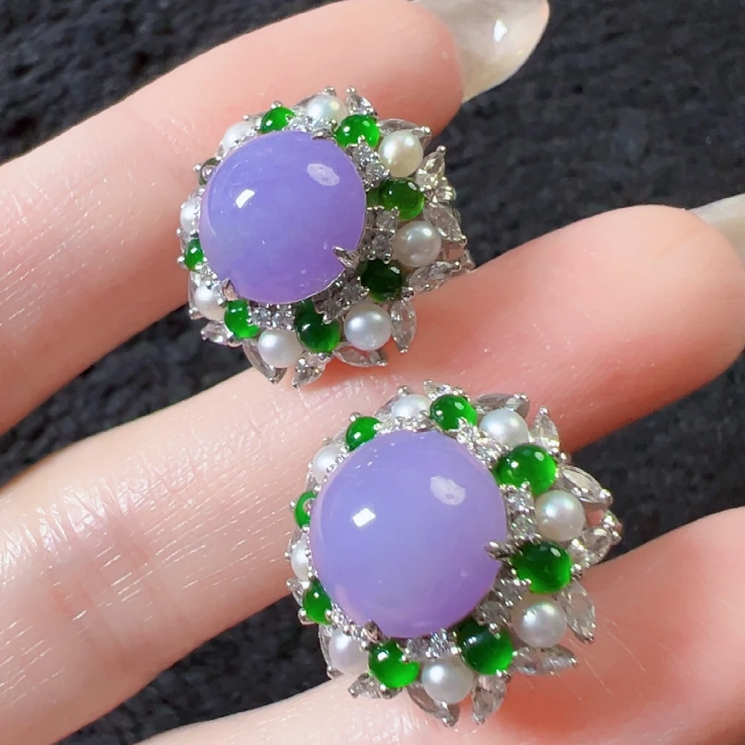 翡翠18K金镶嵌颈饰签收后24小时鉴赏期，