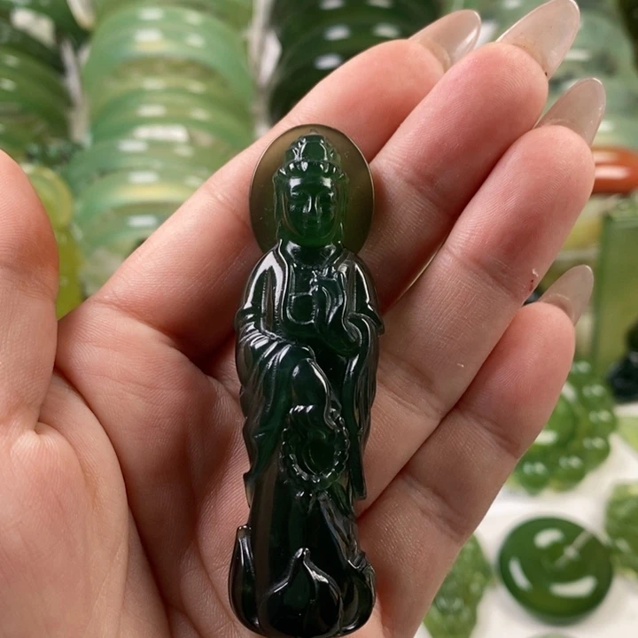 未镶嵌蛇纹石玉颈饰