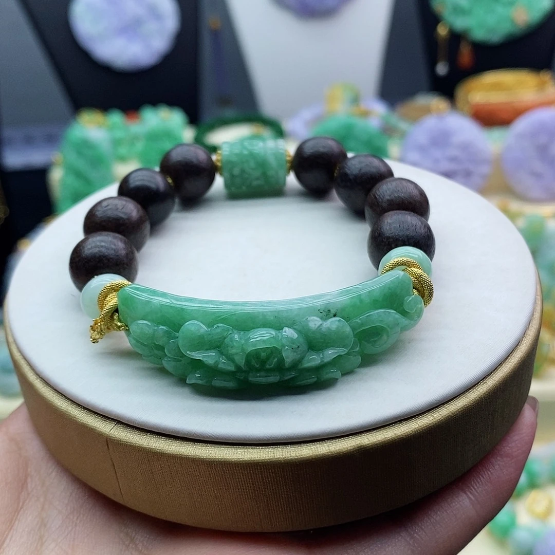 翡翠未镶嵌手串手牌