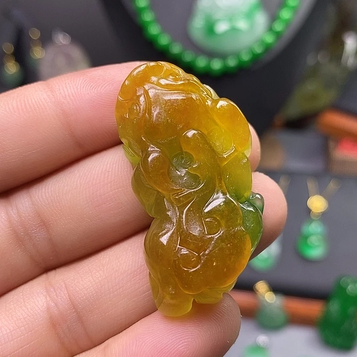 吊坠(赠链)未镶嵌翡翠