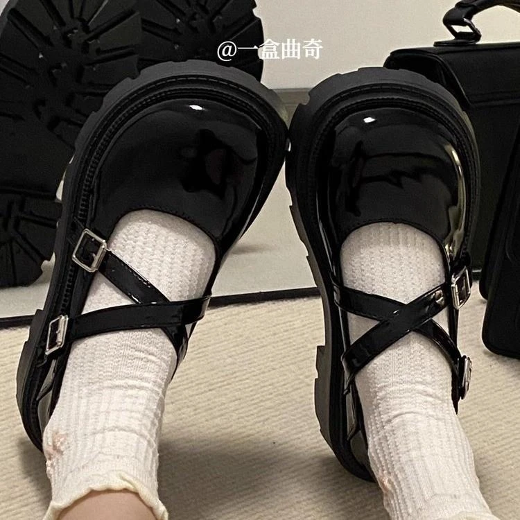 范哲萨女童黑色皮鞋2025夏季新款儿童公主鞋子小学生单鞋大童漆皮