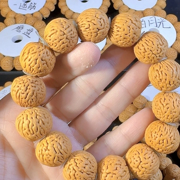 奔****吊坠桃核白月光桃核