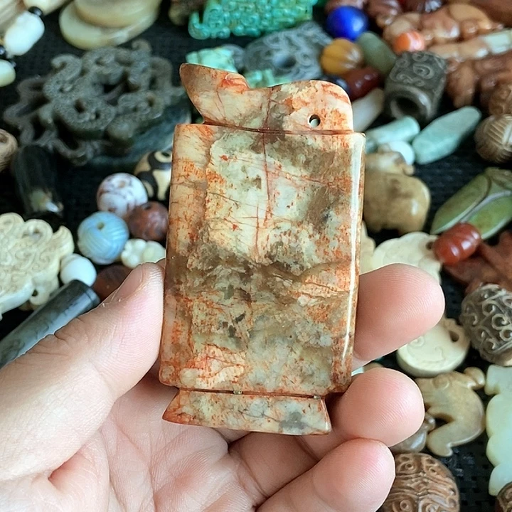 和田玉未镶嵌颈饰1