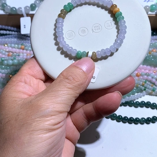 翡翠未镶嵌手串68