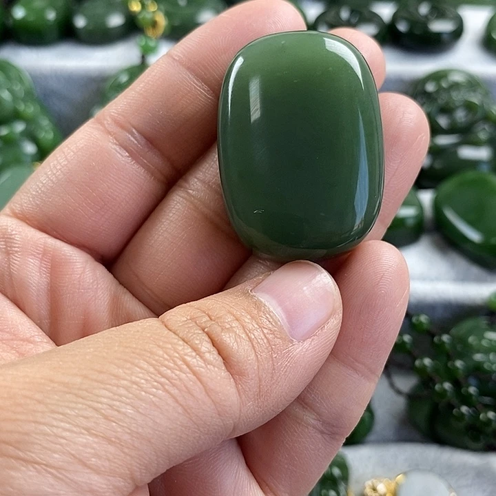 和田玉（碧玉）未镶嵌颈饰35