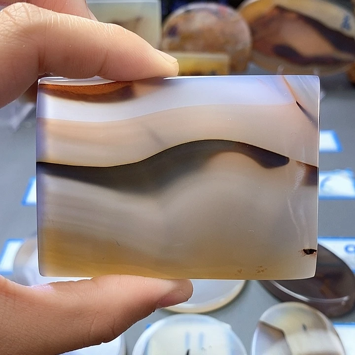 玛瑙/玉髓未镶嵌珠宝半成品111