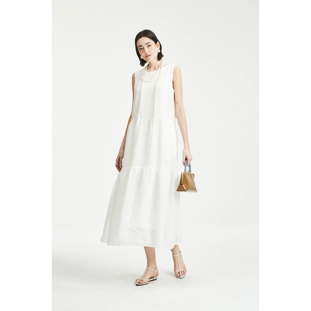 MRS Studios 日本進口肌理感面料清凉亲肤露背无袖蛋糕裙连衣裙