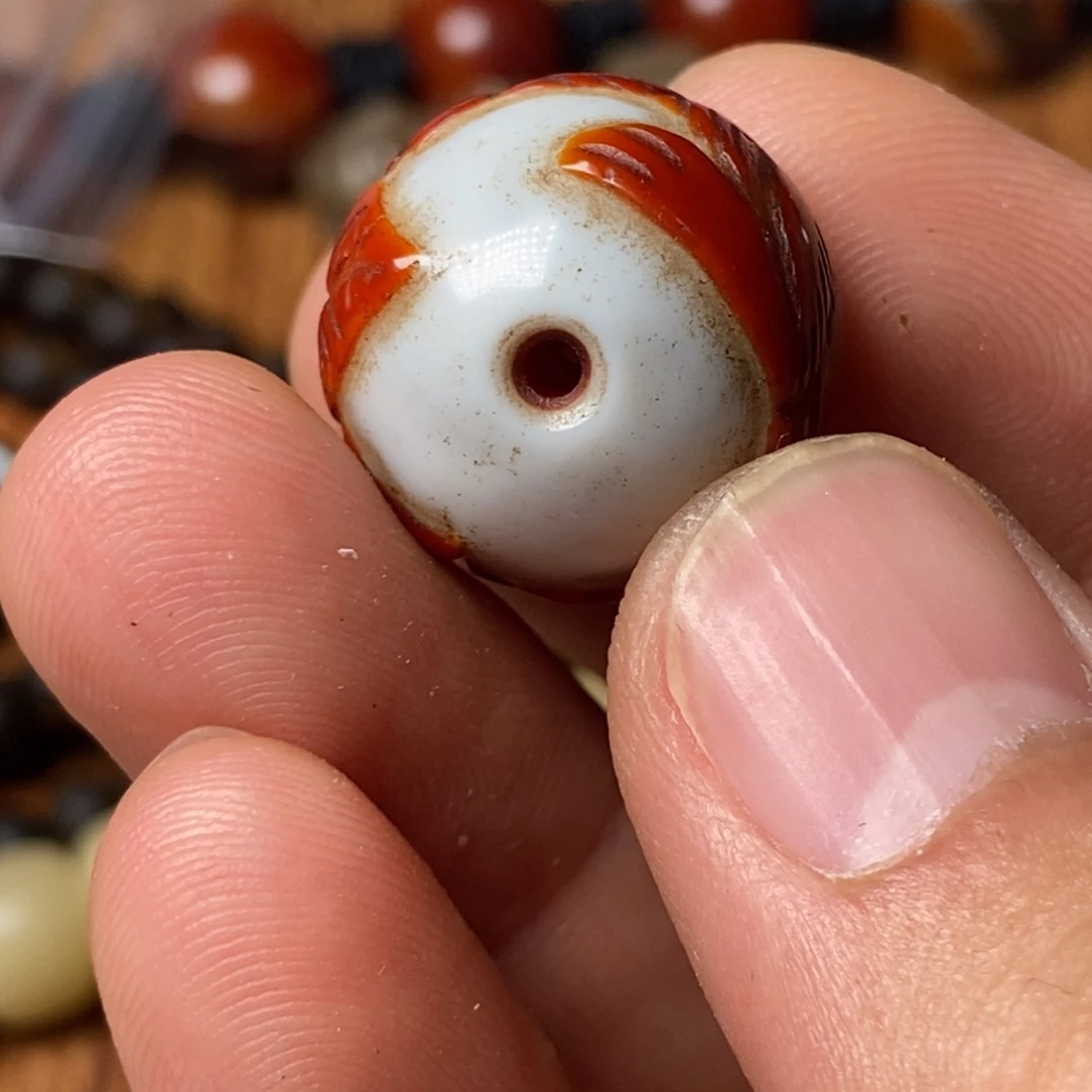 光***哥玛瑙/玉髓珠子未镶嵌