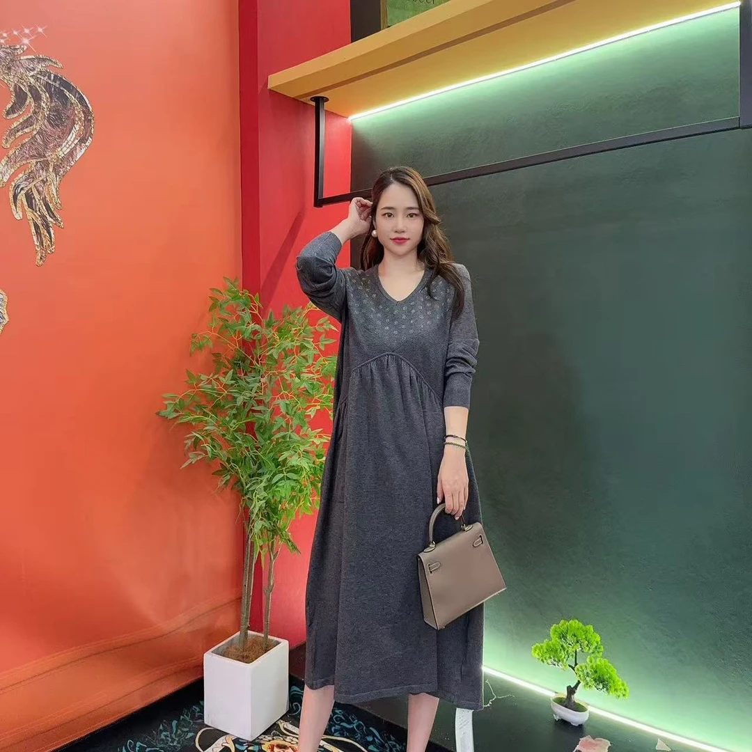 25848多金大码气质减龄长款A字裙子春秋季设计长袖连衣裙女