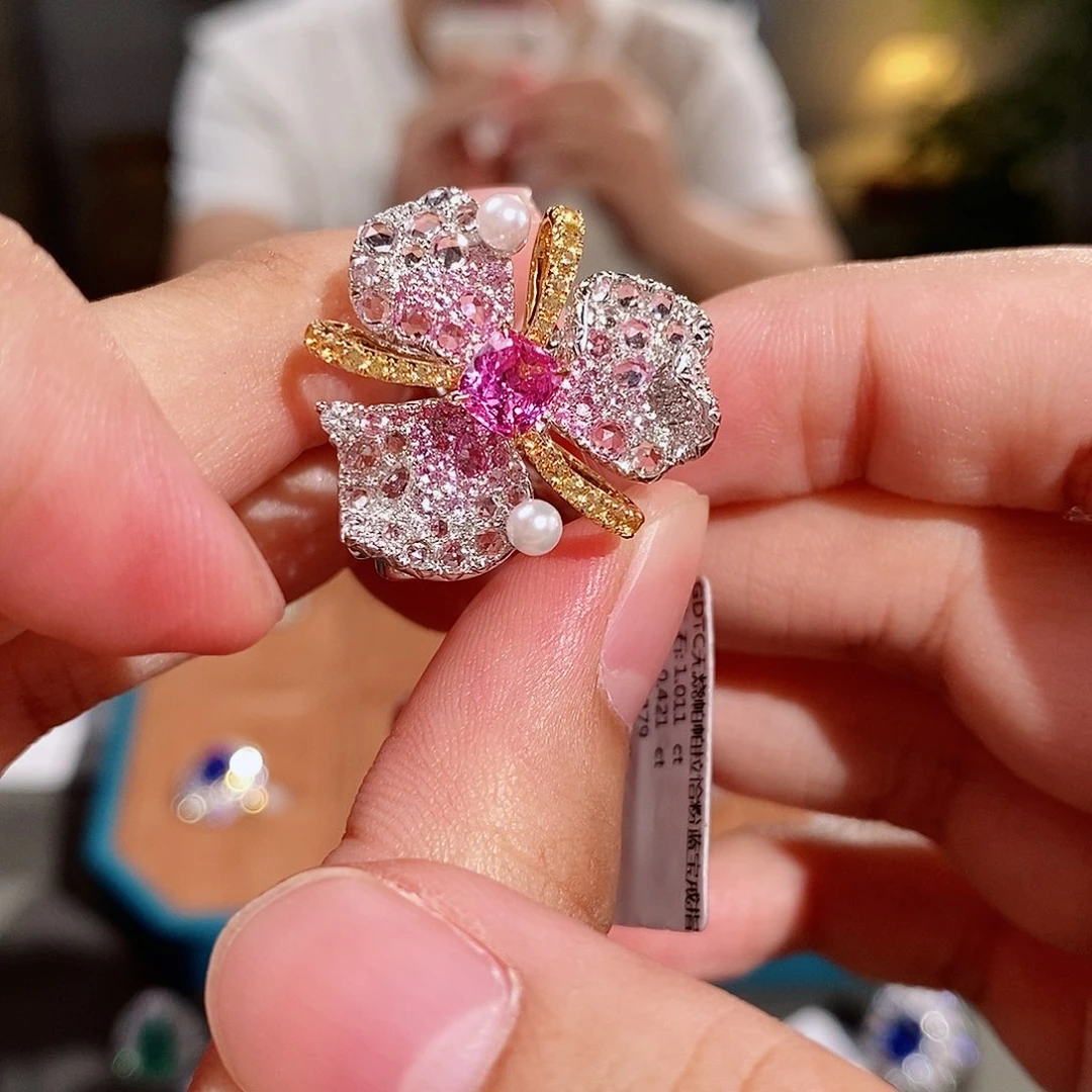 戒指彩色蓝宝石18K金镶嵌1.011ct