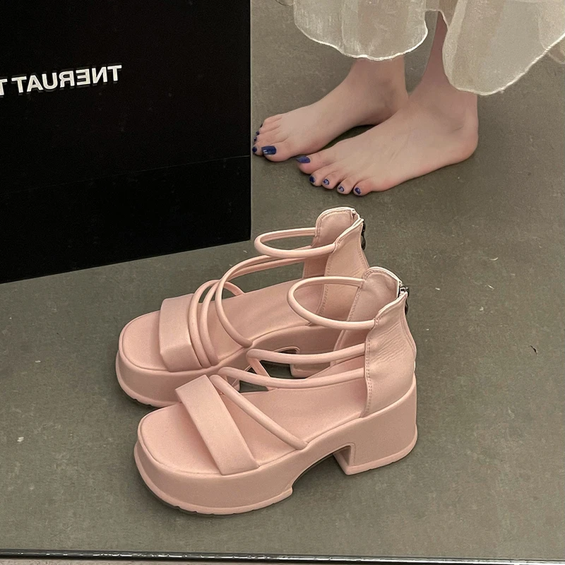 时尚百搭高跟罗马粉色凉鞋女2025年夏季新款厚底增高小个子凉拖潮