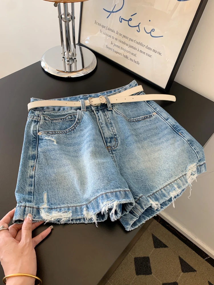 蓝色牛仔短裤女2025新款小众设计感a字显瘦百搭大码小个了裤子潮