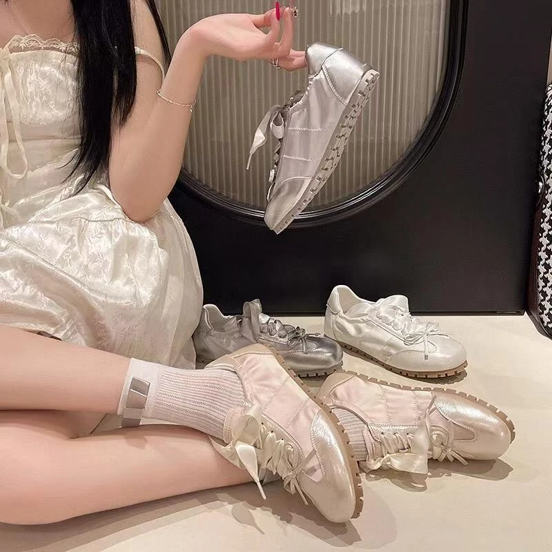 【C.H】2025款休闲运动时尚德训鞋板鞋跑步灰色透气芭蕾德训A03