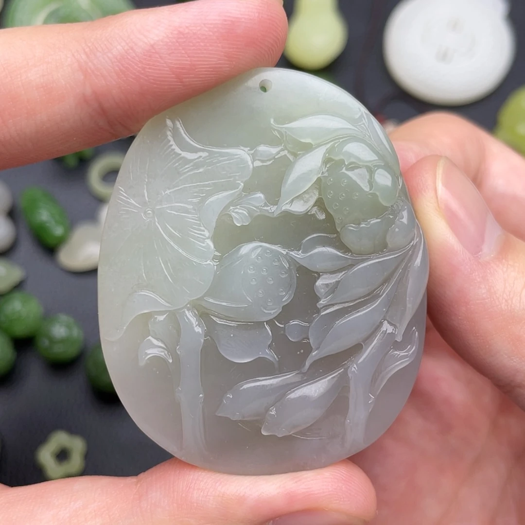 【闪购商品】颈饰未镶嵌和田玉