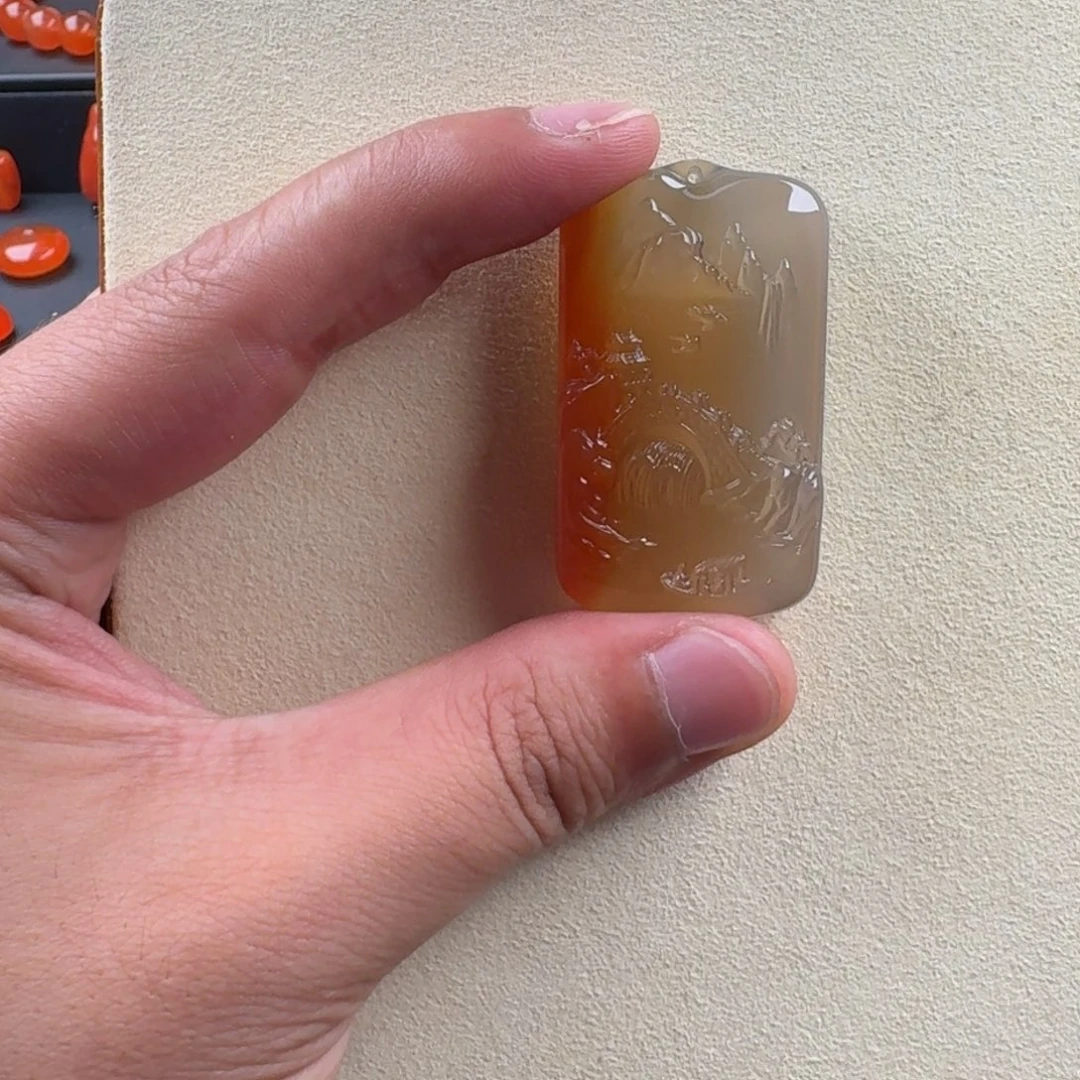 南红玛瑙山水牌47*27*12未镶嵌