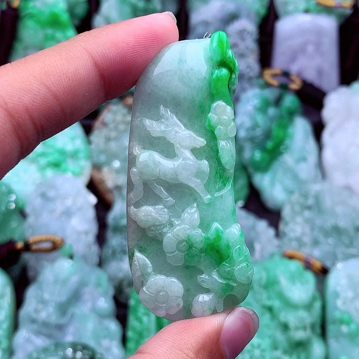 翡翠未镶嵌吊坠(不含链)